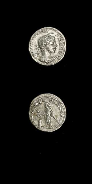 Silver Denarius of Emperor Elagabalus, 220 CE - 222 CE