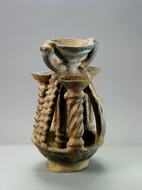Yoruba Clay Altar Lamp, 1850 CE - 1920 CE