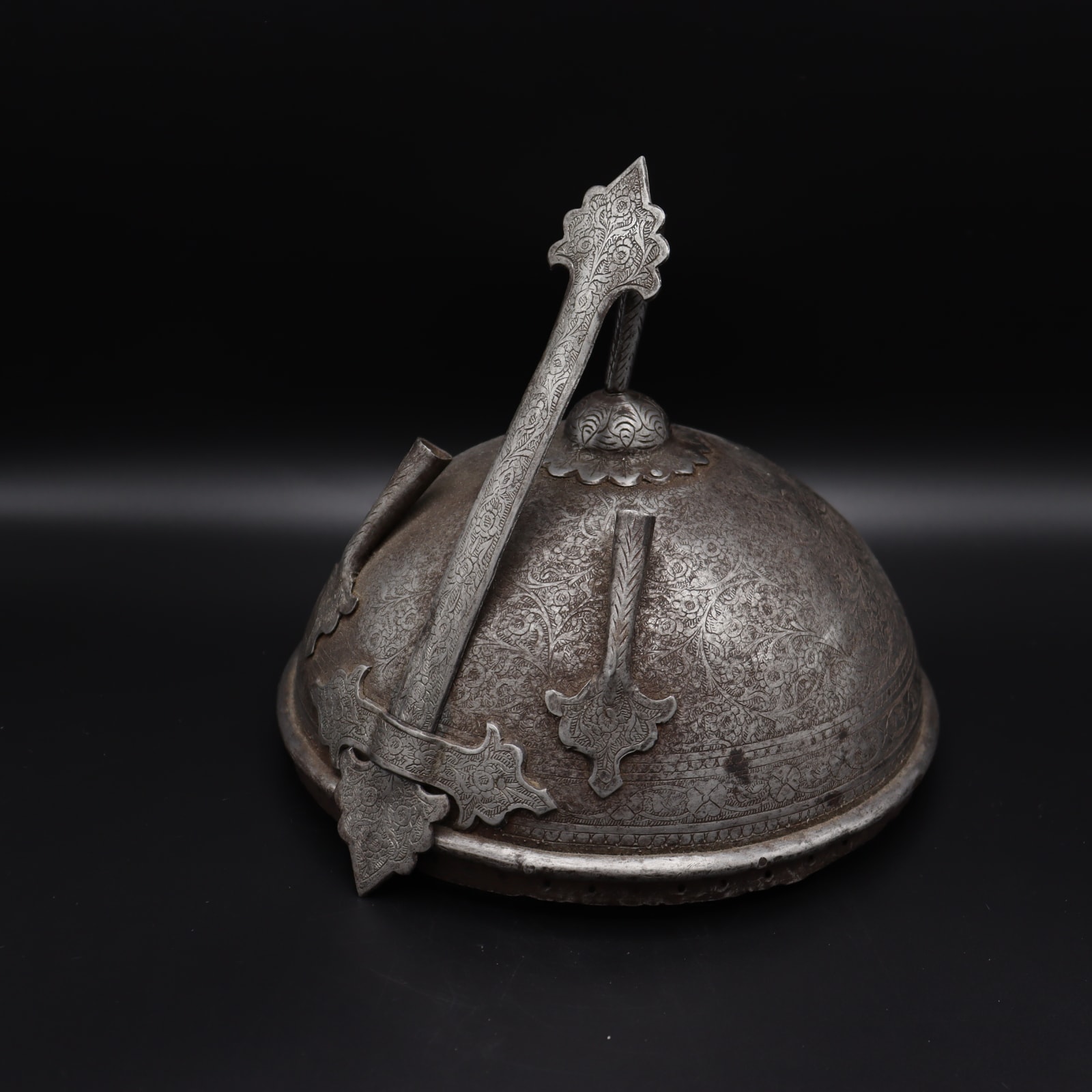Ottoman Helmet, 16th-17th century CE