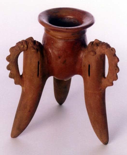 Tripod Vessel, 500 CE - 1000 CE