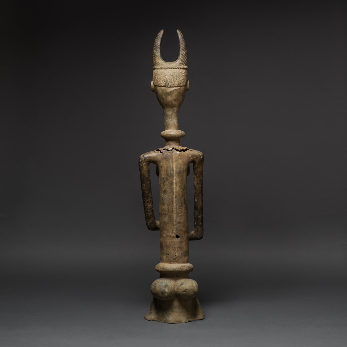Yoruban female bronze statue, 1800 CE - 1920 CE