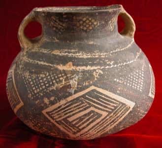 Neolithic Yangshao Painted Terracotta Vessel, 3000 BCE - 1500 BCE