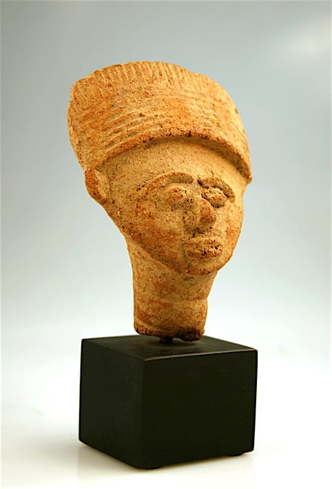Asante Terracotta Bust, 1600 CE - 1800 CE