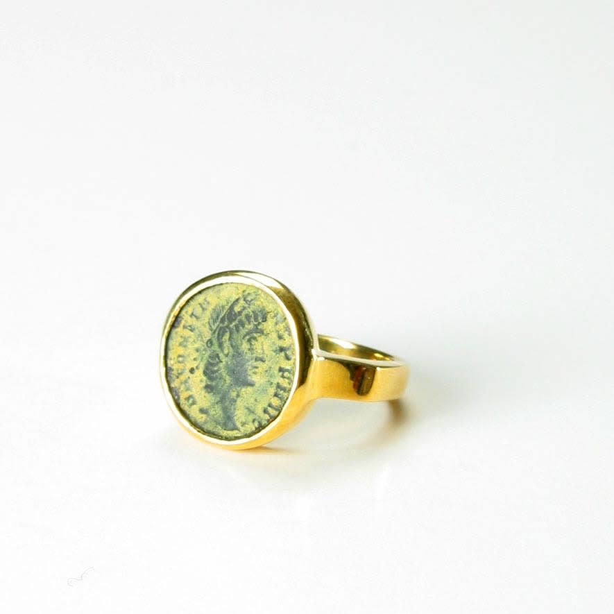 Gold Ring with Bronze Coin of Emperor Constans, 348 CE - 358 CE