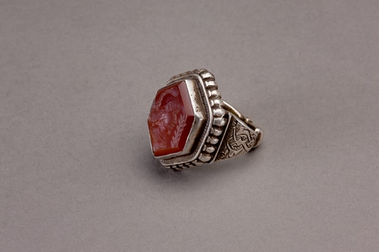 Silver Islamic rhomboid ring with carnelian intaglio