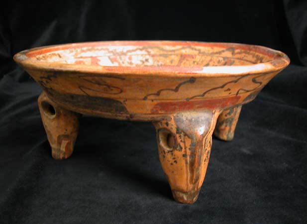 Babilonia Style Mayan Polychrome Tetrapod Bowl, 300 CE - 900 CE
