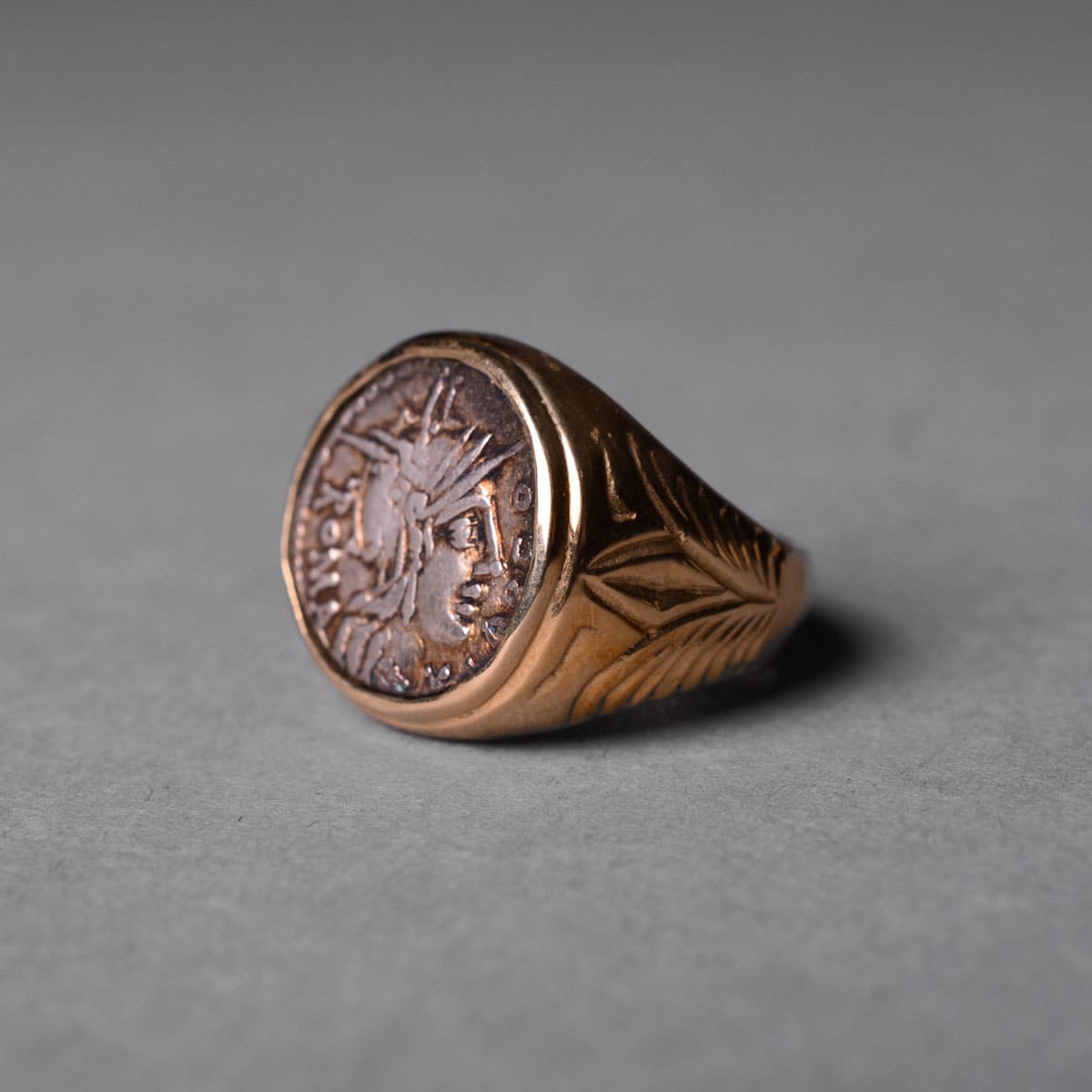 Gold Ring Featuring a Silver Coin of the Roman Republic, 1 Century BCE
