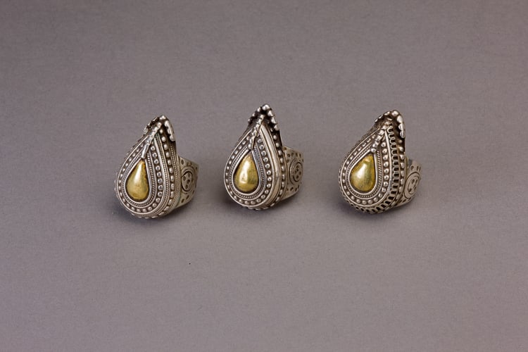 Three drop-shaped Turkoman silver and niello rings, 19th Century CE