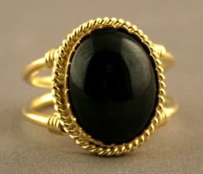 Gold Ring Featuring a Star Sapphire, 21st Century CE