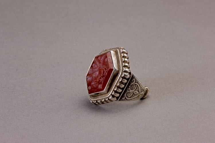 Silver Islamic rhomboid ring with carnelian intaglio