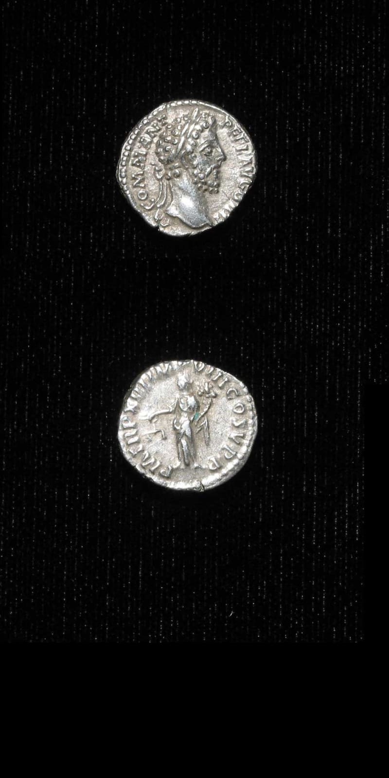 Silver Denarius of Emperor Commodus, 180 CE - 192 CE