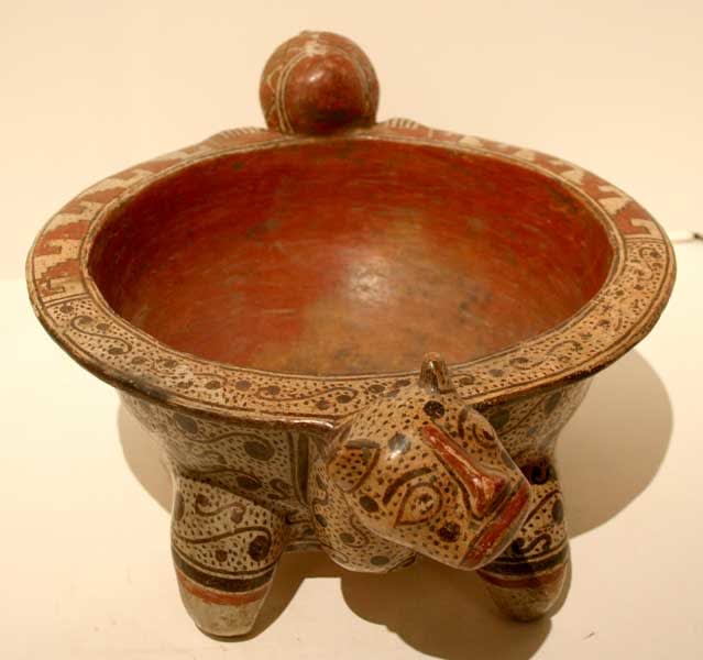 Terracotta Bowl Set on Four Legs, 1100 CE - 1500 CE