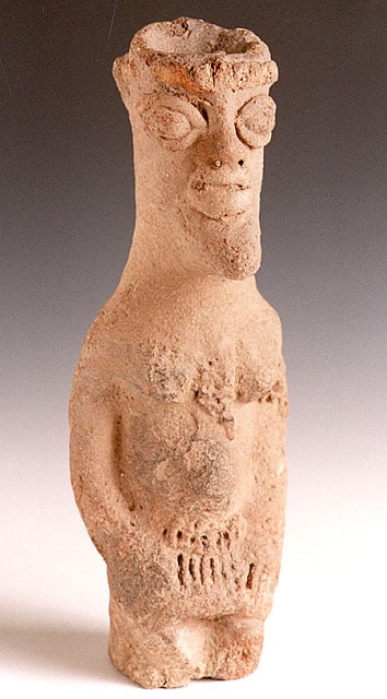 Komaland Sculpture of a Seated Woman, 12th Century CE - 16th Century CE