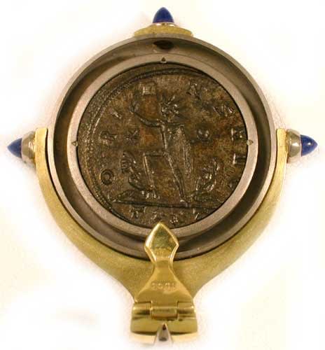 Gold Pendant with Bronze Coin of Emperor Aurelian, 270 CE - 275 CE