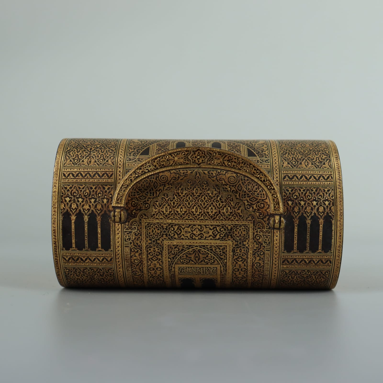 Toledo Workshop Damascened Jewellery Casket, 19th Century CE - 20 CE