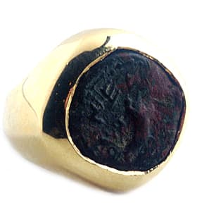 18 Karat Gold Ring With Bronze Coin Of The Hasmonean King Mattathias Antigonus, 40 BCE - 37 CE