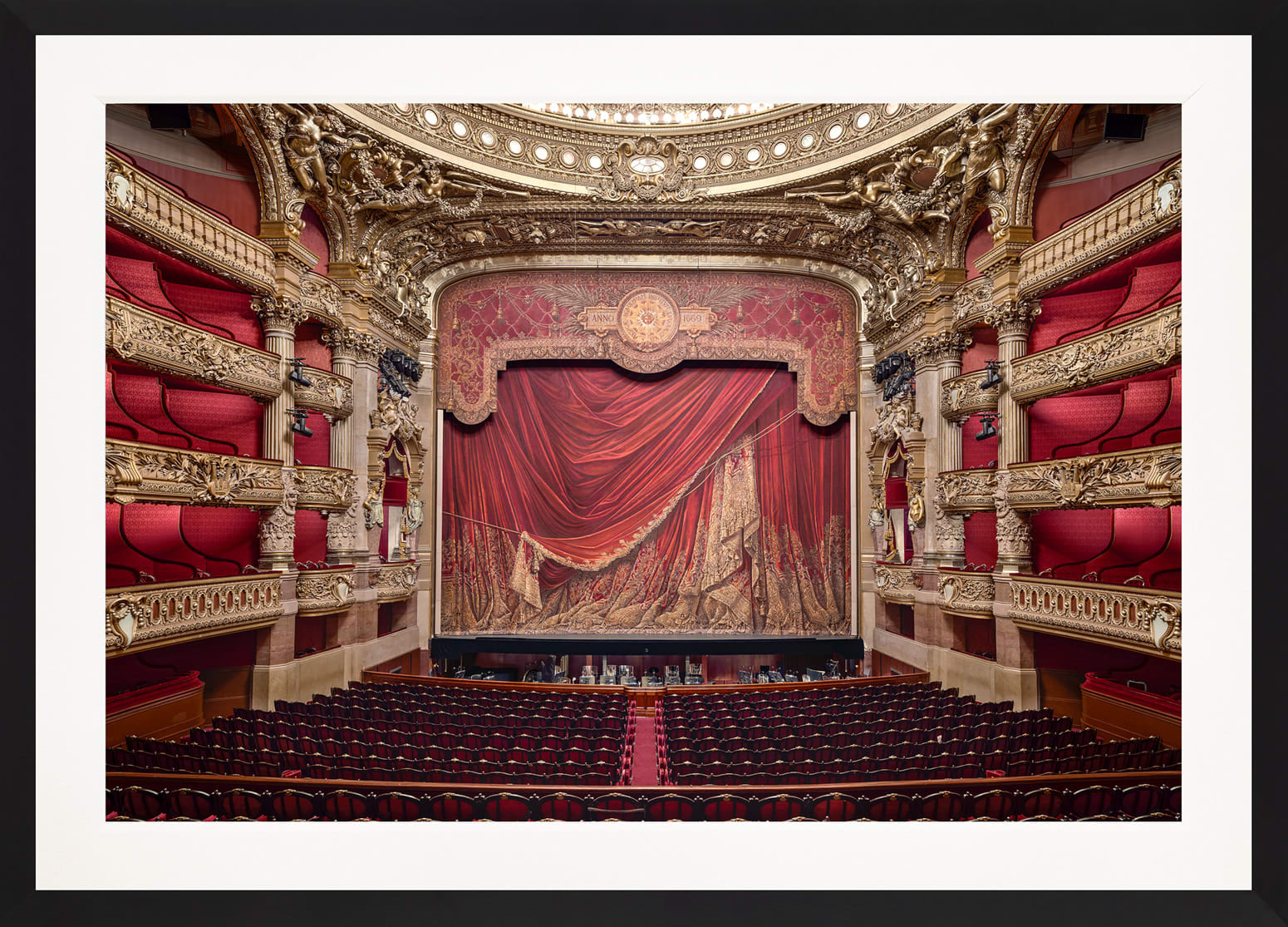 Mario Basner, A Night At The Opera, Classic Black Frame, White Liner