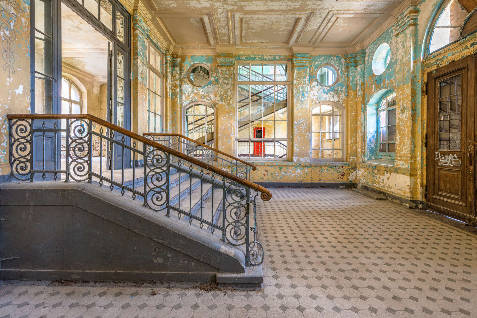 Mario Basner, Grandeur, Beelitz Heilstätten, Germany, 2014