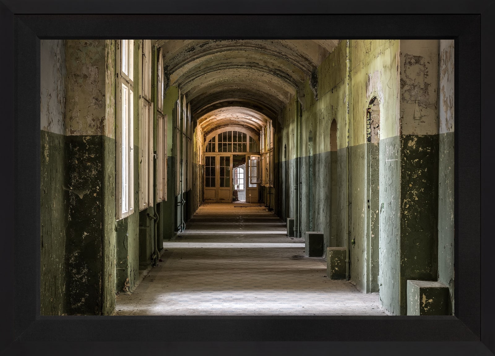 Mario Basner, Corridor, Classic Satin Black Frame, Black Liner