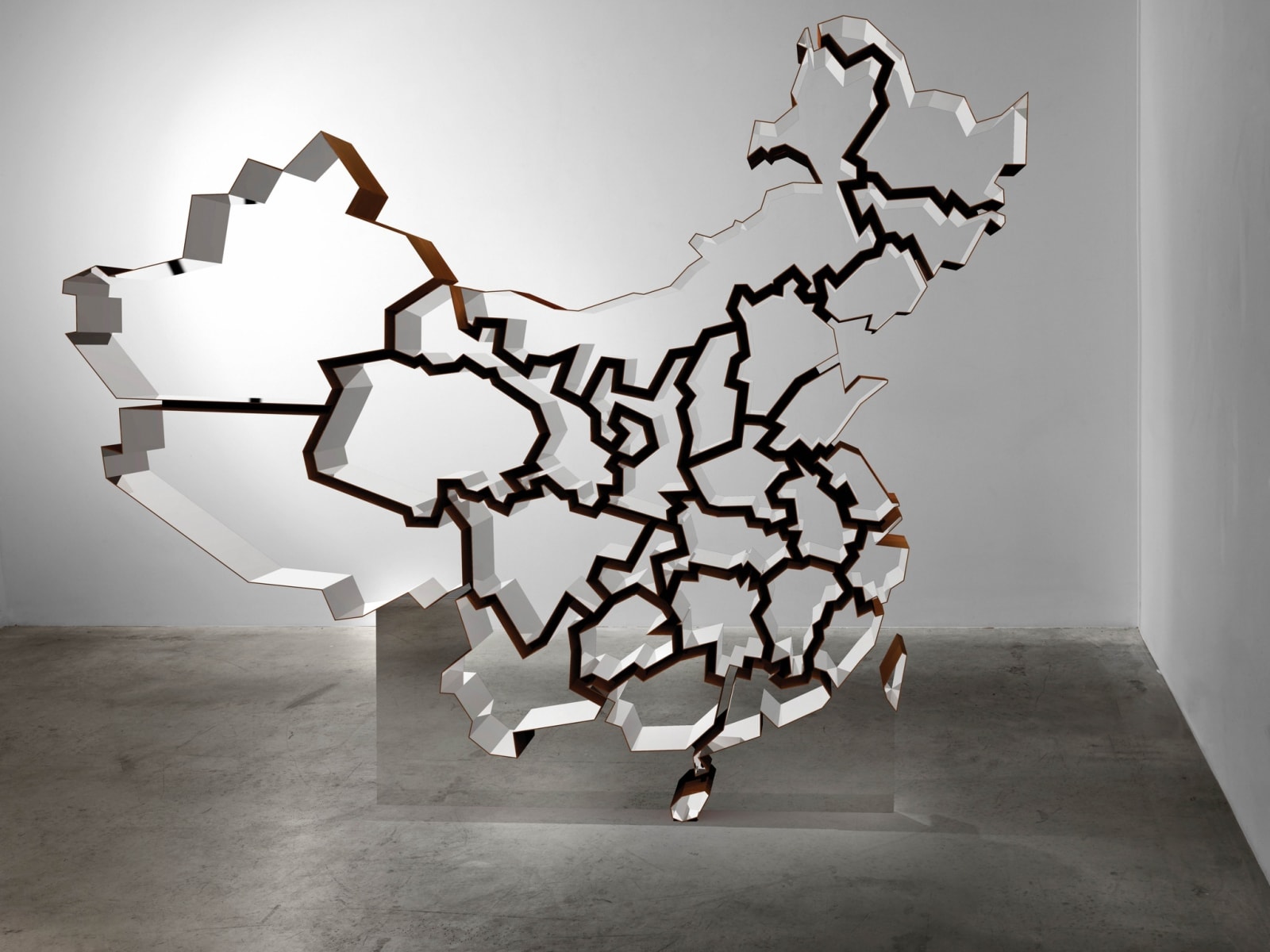 Ron Arad, Free Standing China, 2009