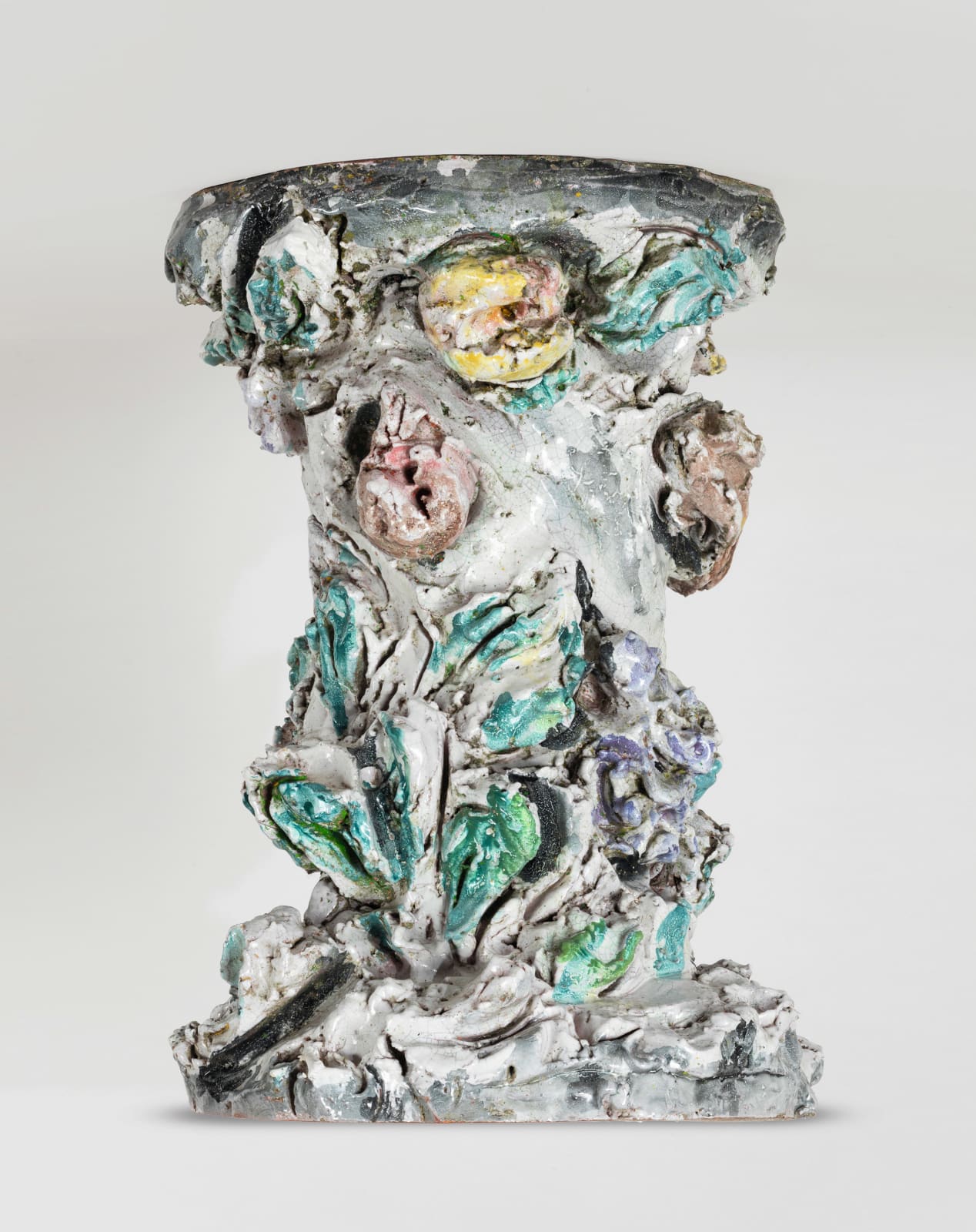 Lucio Fontana, Gamba di Tavolino, 1949