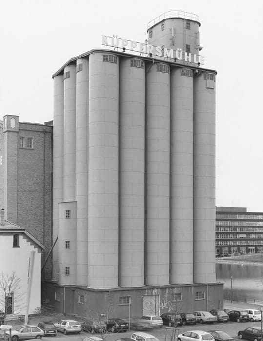 Bernd & Hilla Becher, Duisburg, D, 2002