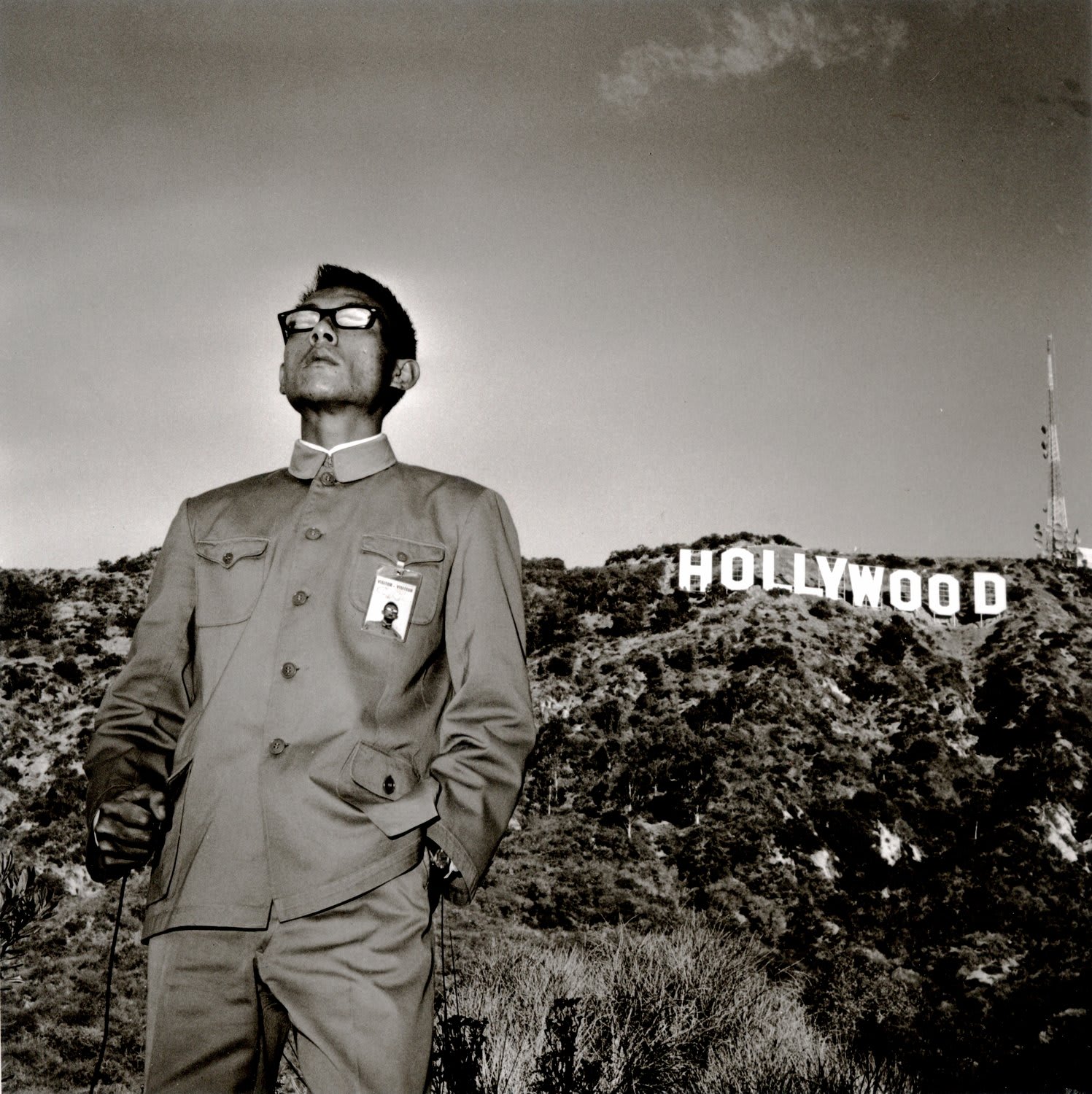 Tseng Kwong Chi, Hollywood Hills, California, 1979