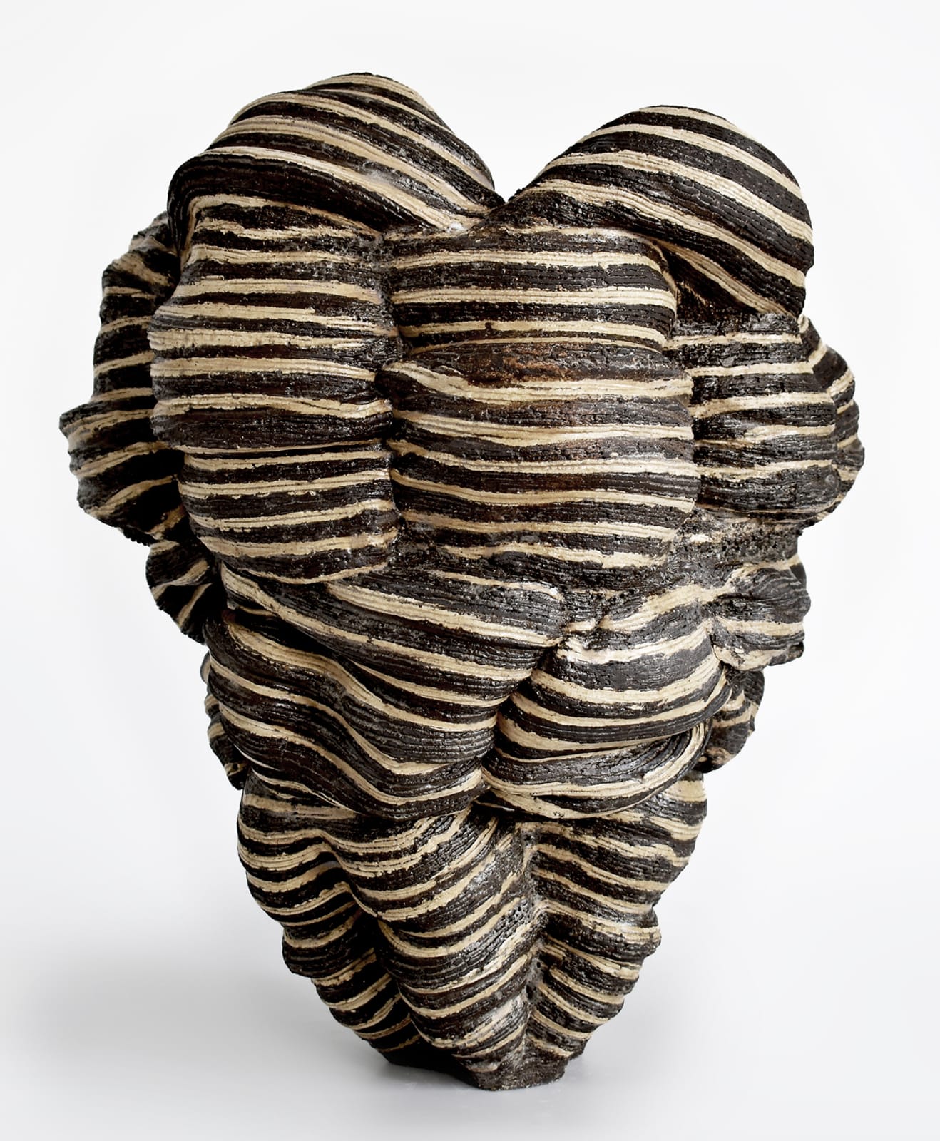 Oriel Zinaburg, Folded Organic Form, 2021