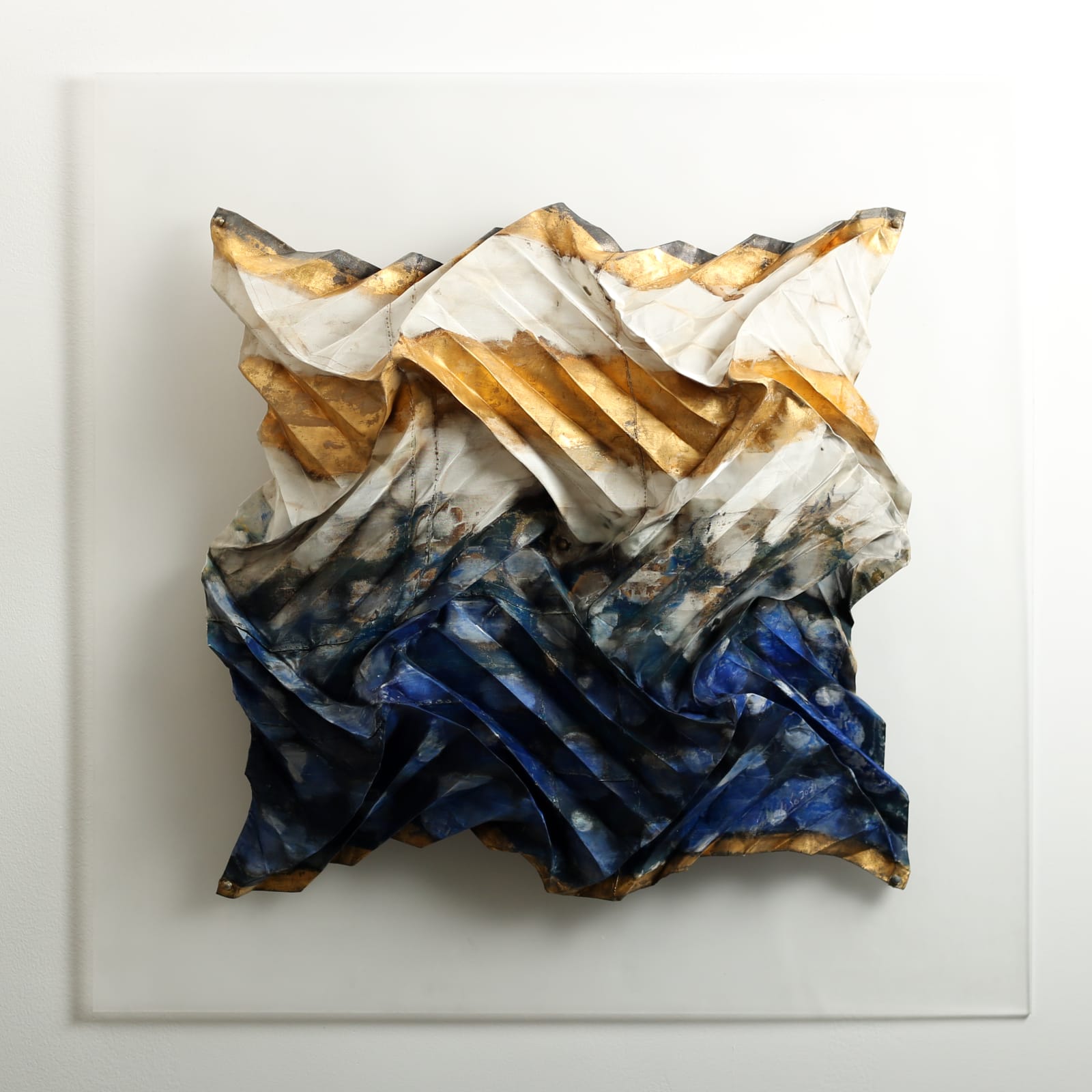 Jin-Sook So, Untitled Steel Mesh (Blue, Gold & White) I, 2021