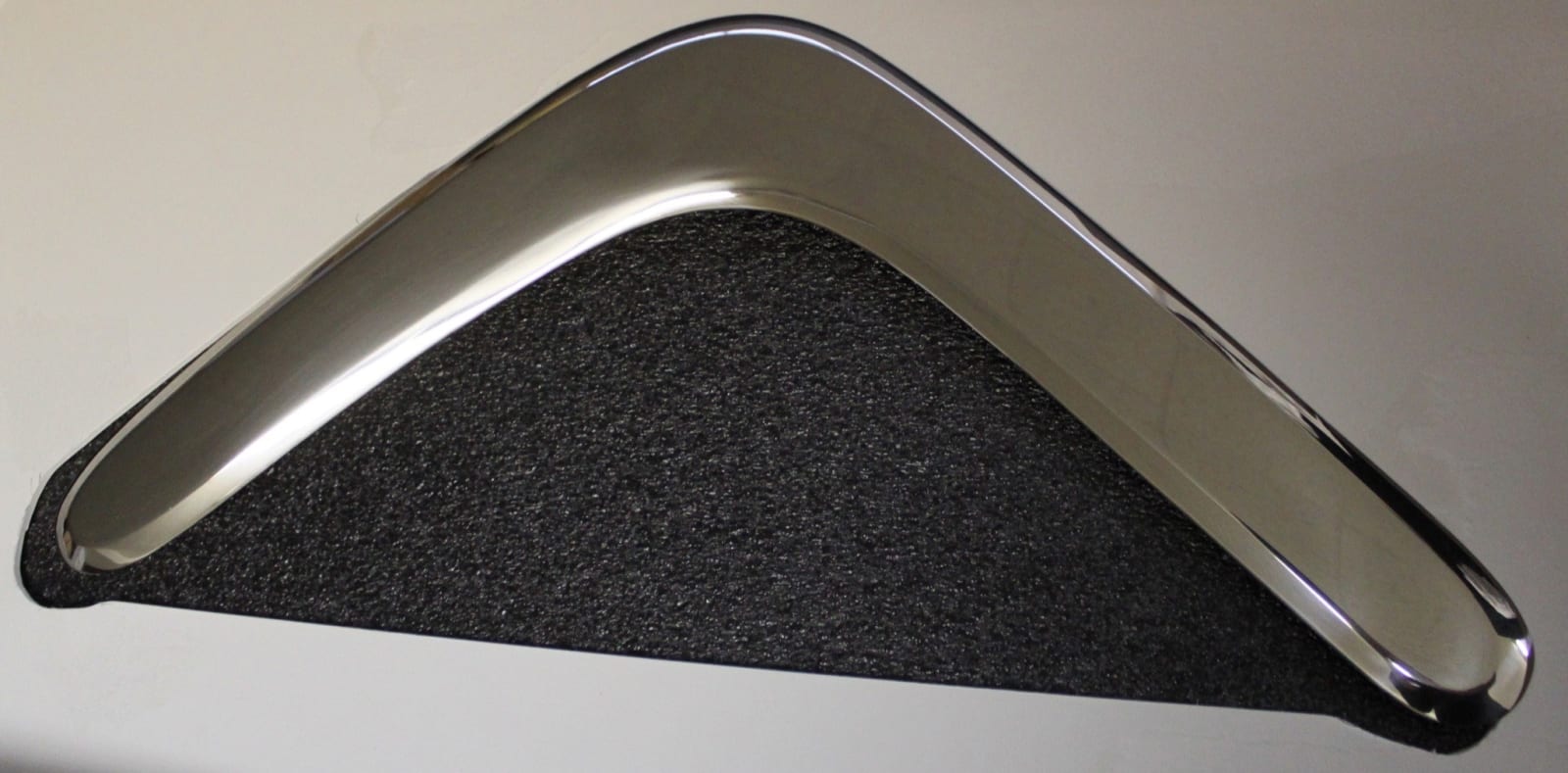 Mona Hatoum, Do unto others..., 1997