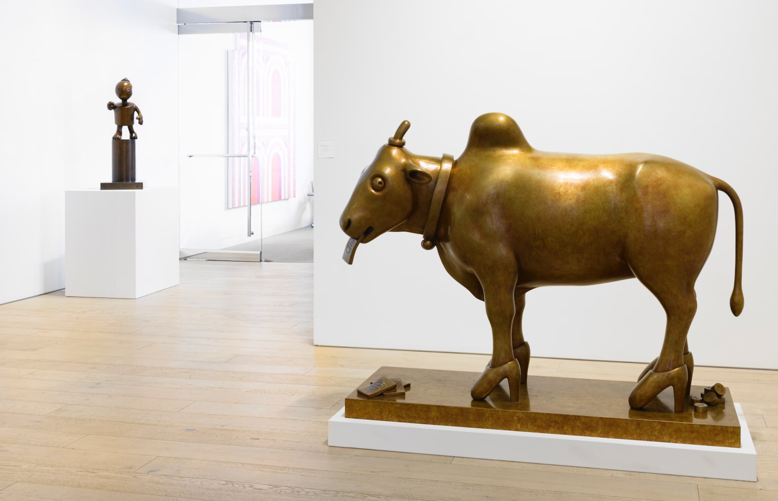 Tom Otterness, Cash Cow, 2010
