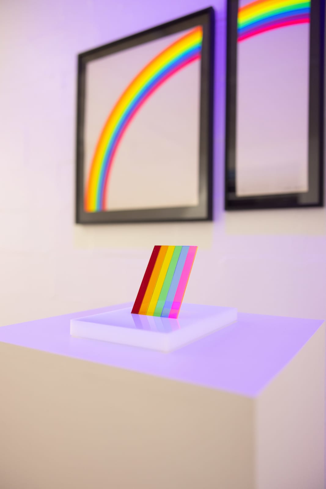 Billy Apple, Rainbow Sculpture