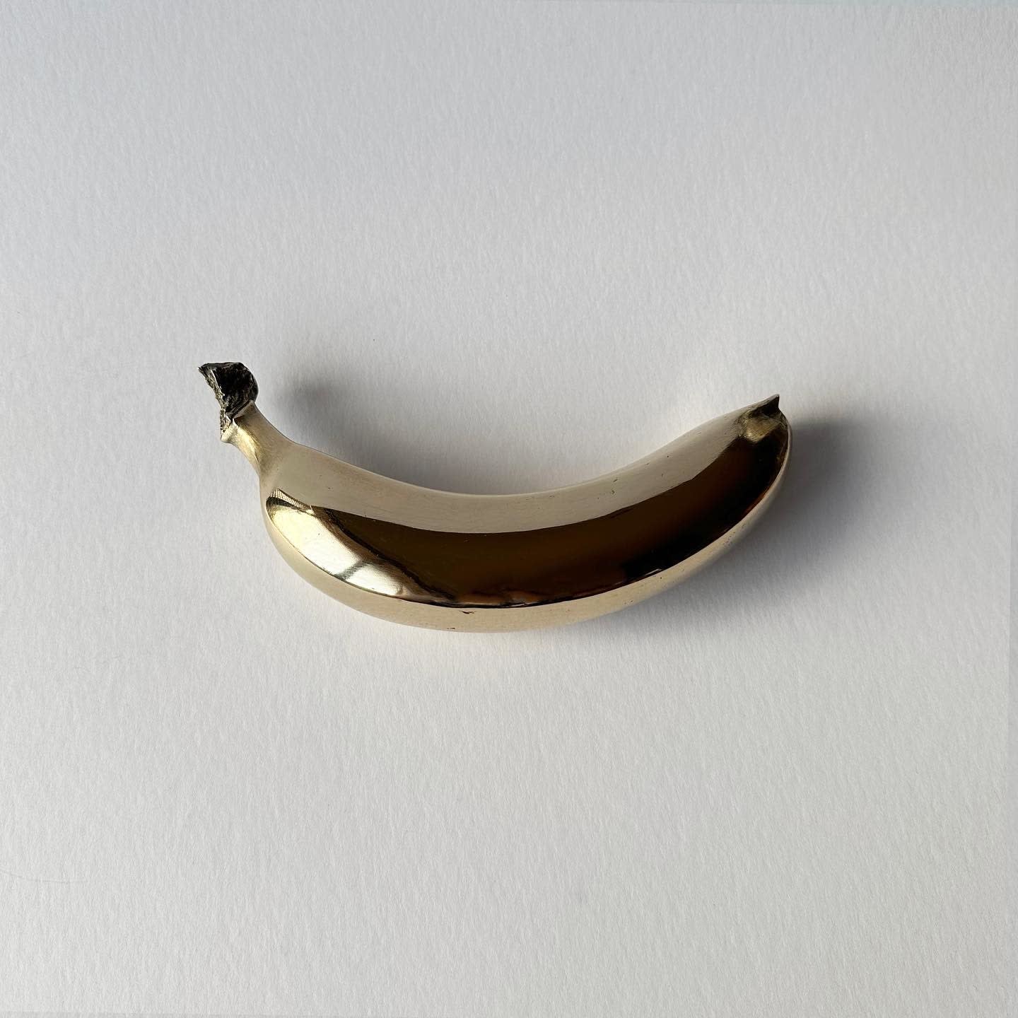 Oliver Cain, Bronze Banana, 2023