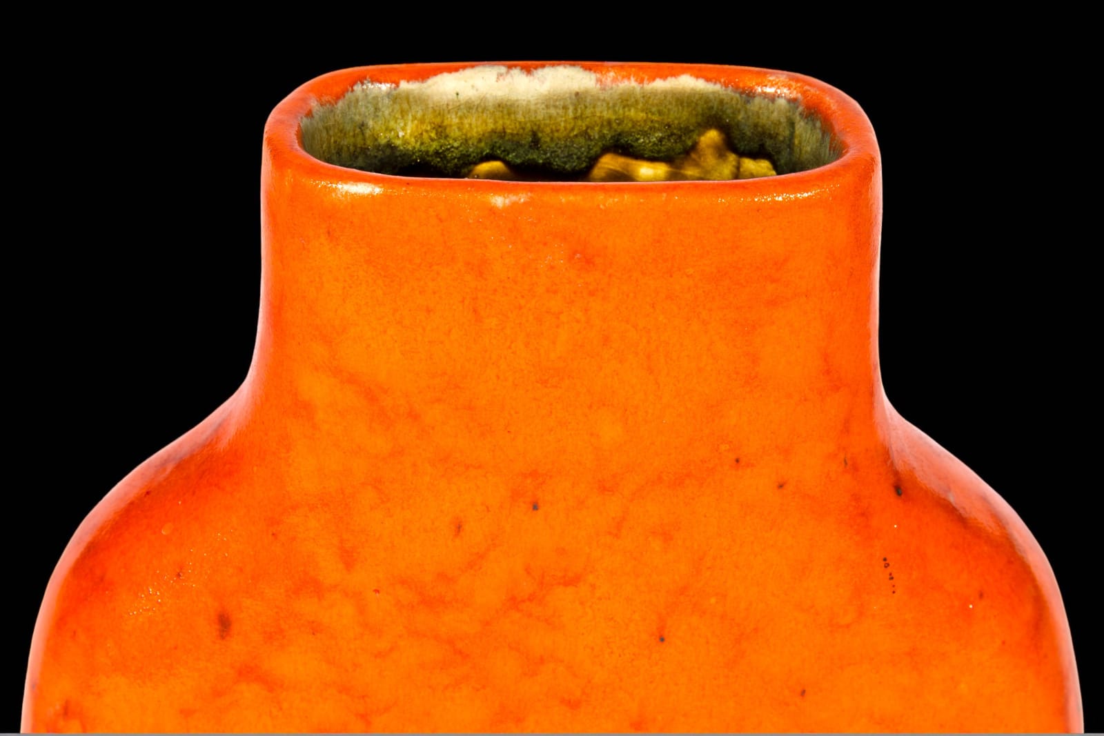 Guido Gambone, Vase, 1965 - 1969