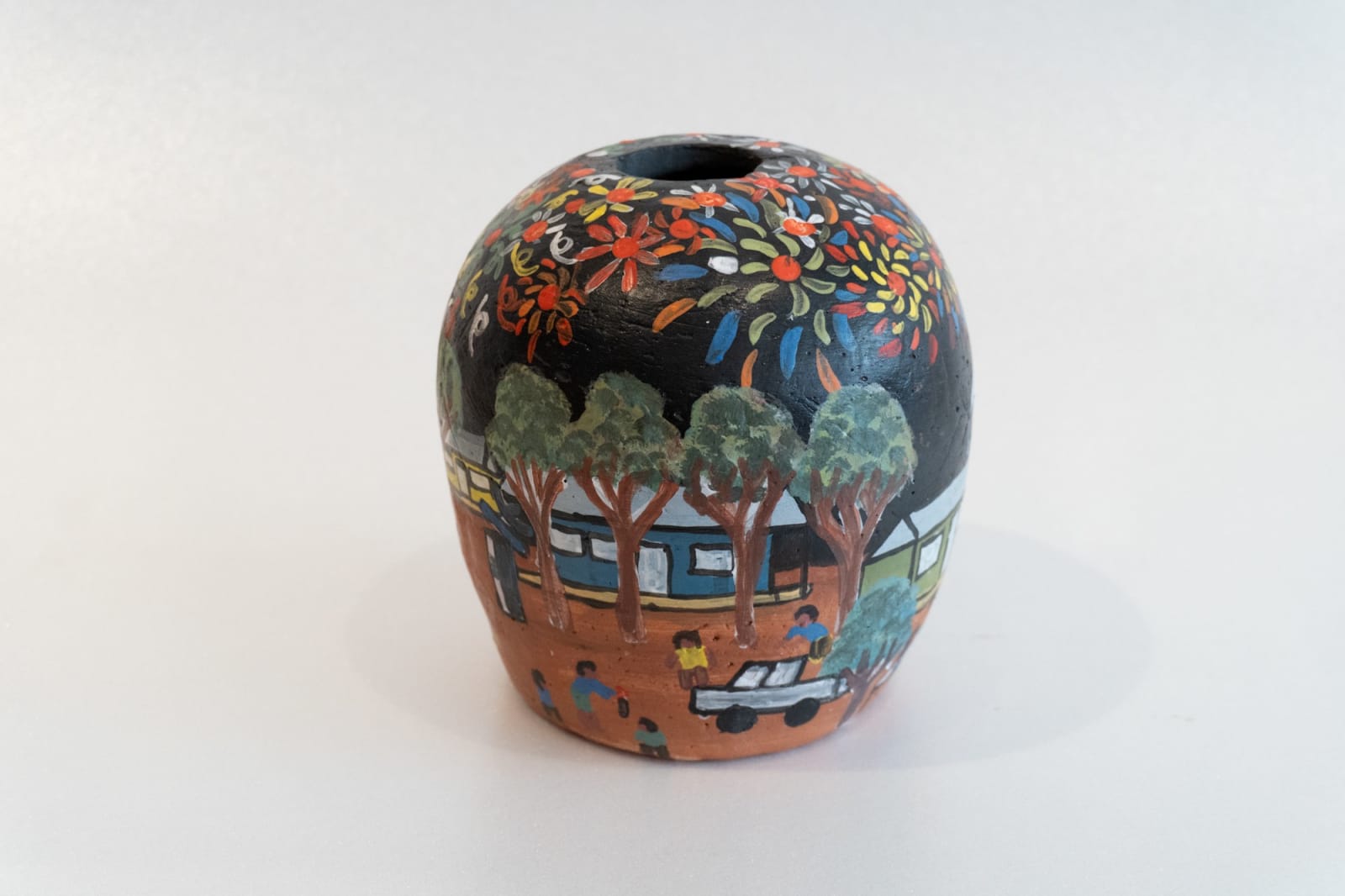 Beth Inkamala Mbitjana, Alkgantha Ntjarra/Fireworks, lights everywhere, 2025