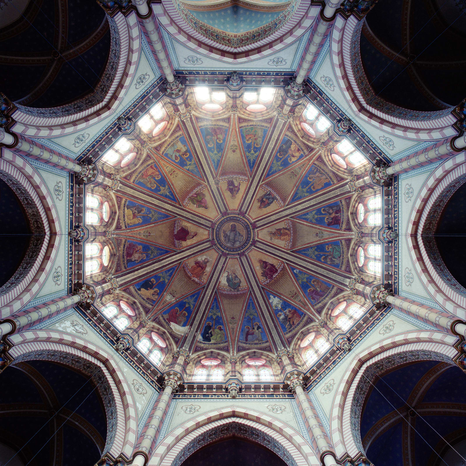 David Stephenson, 33603 Kirche Maria vom Siege (Mary of Victory), Vienna, Austria, 1868-1875