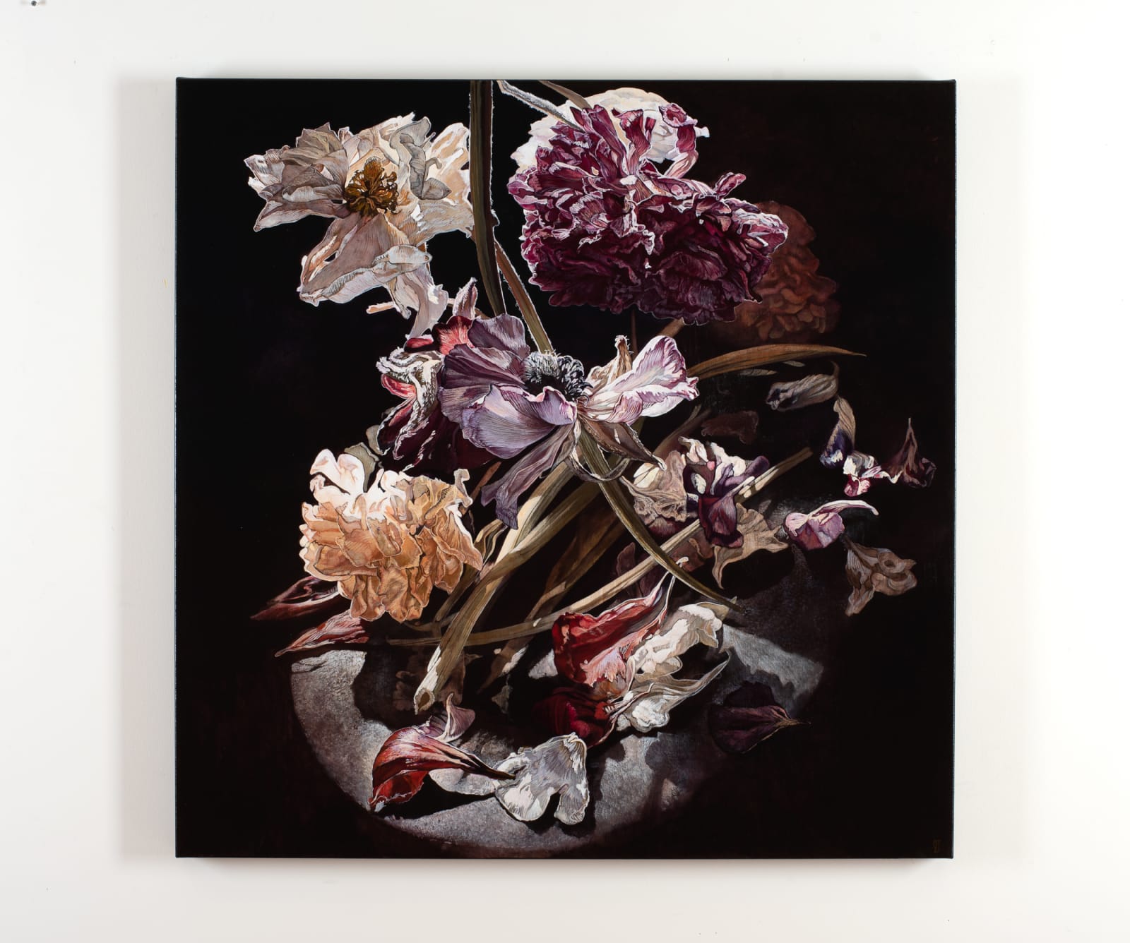 Stephanie Tabram, Weightless, 2021