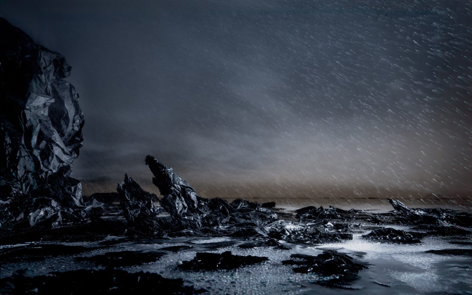 Rosie Hastie, Starry shorelines: serenity under the night sky, 2024