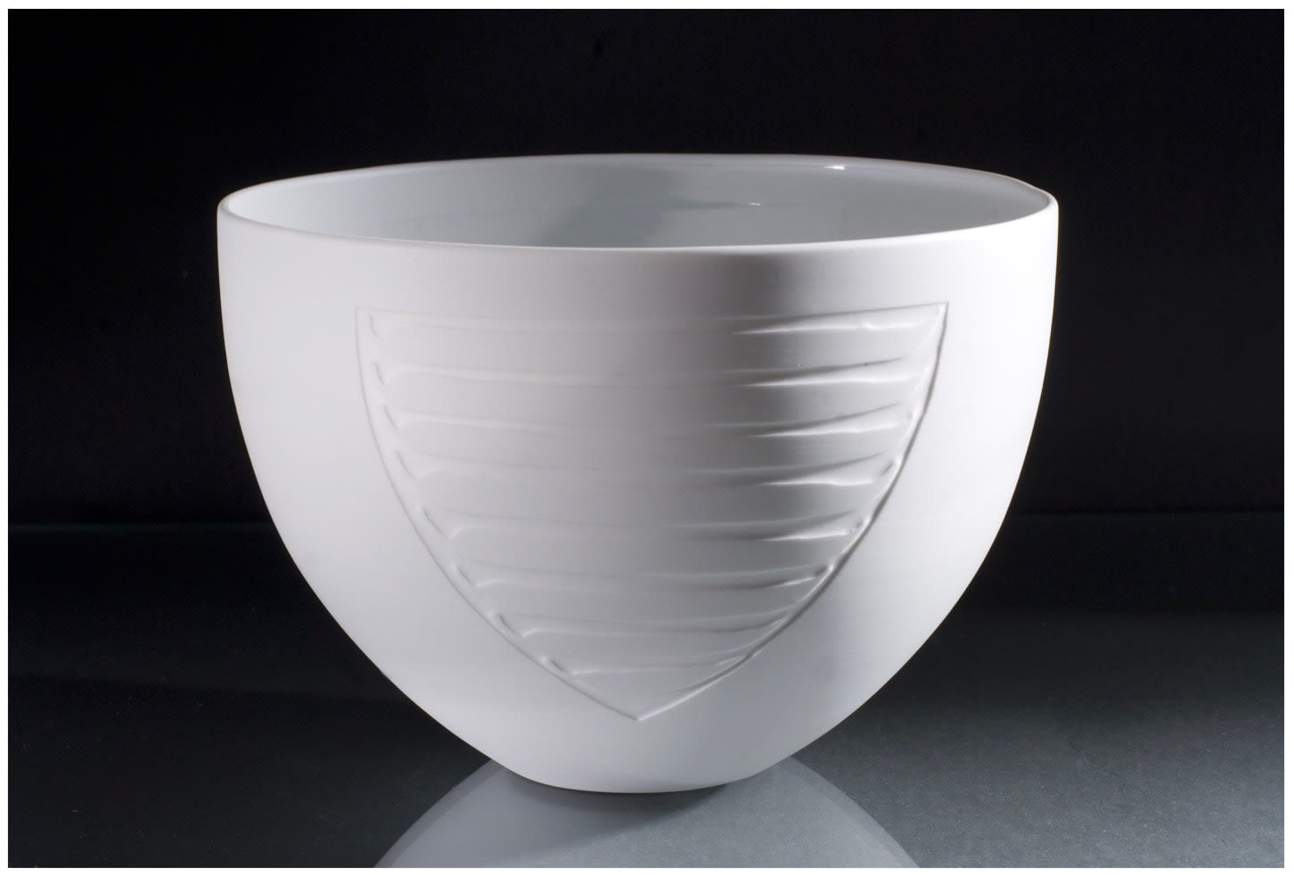 Les Blakebrough, MacDonald Ranges Eucalyptus, Bowl, 2006