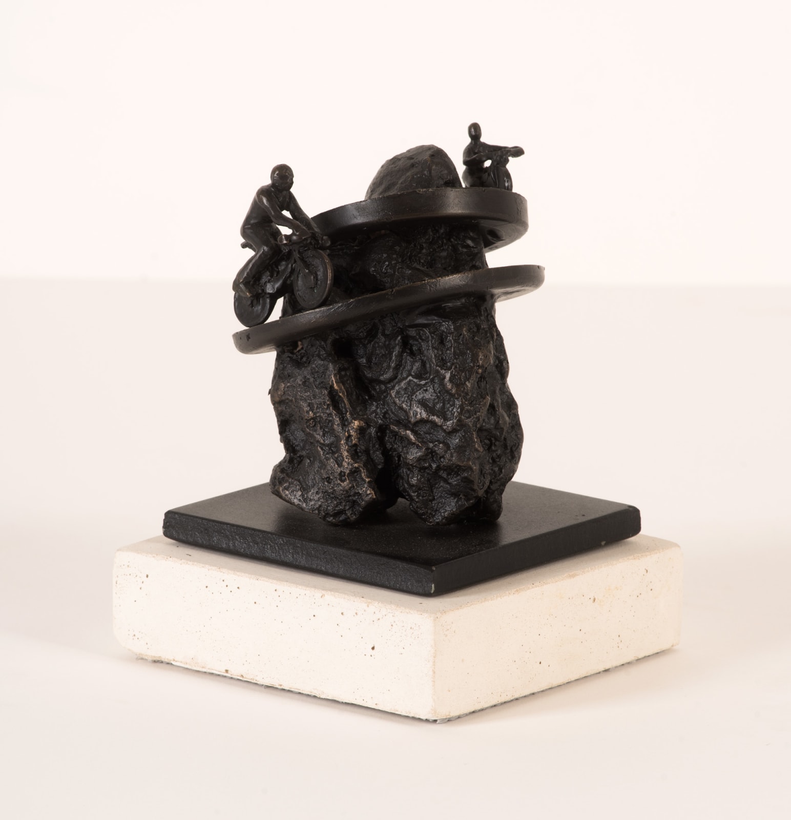 Helen Wright, Little Empires, 2016