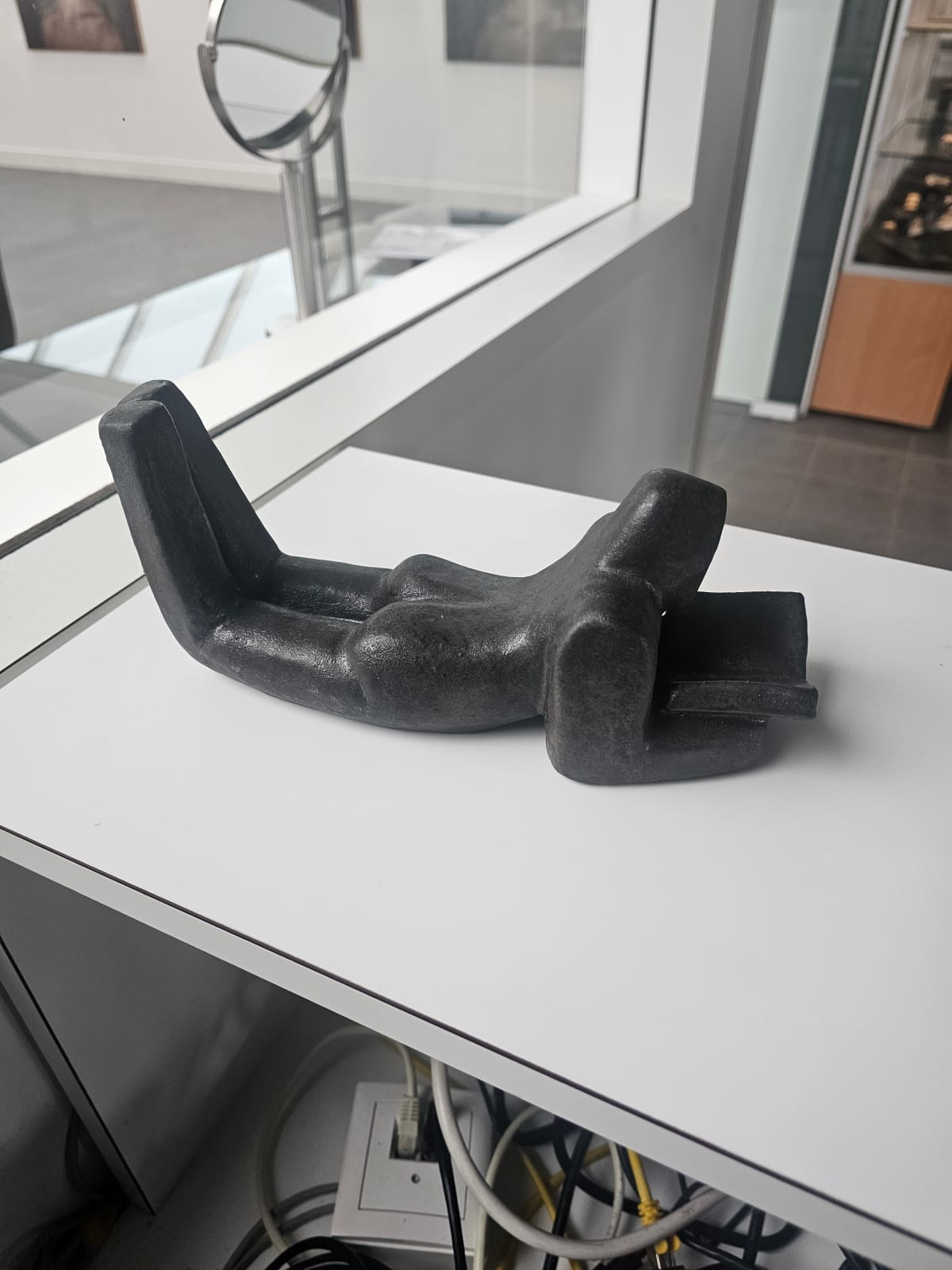 Giuseppe Lamers, Lezende vrouw (25), 2025
