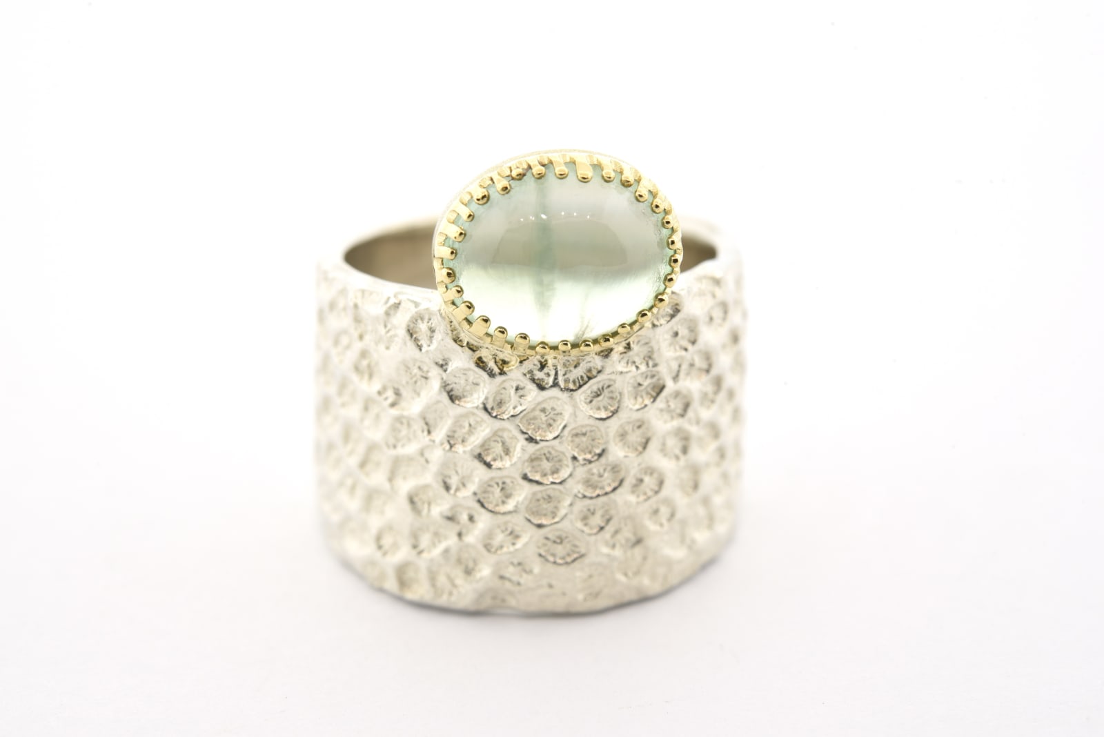 Margo Nelissen, ring