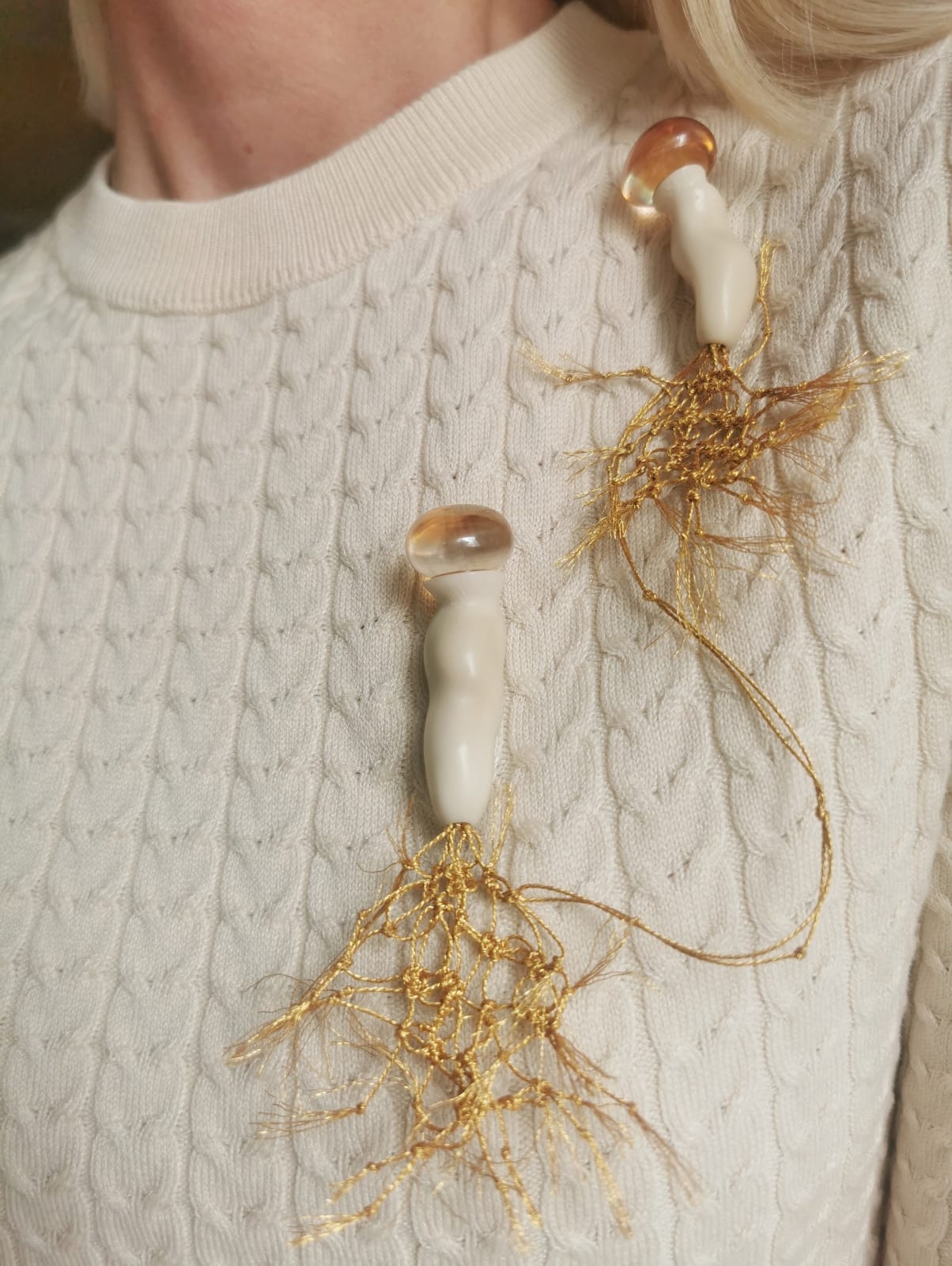 Aysa Posthuma, Honey Mushroom Brooch, 2024