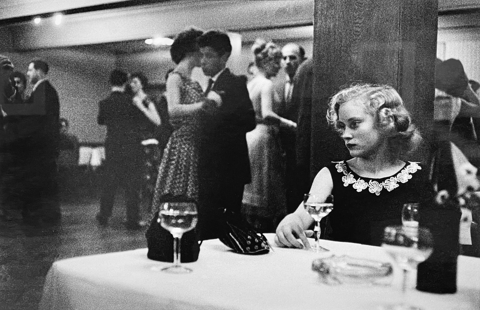 Thomas Hoepker, Lonely girl at a dance party, Germany, 1958