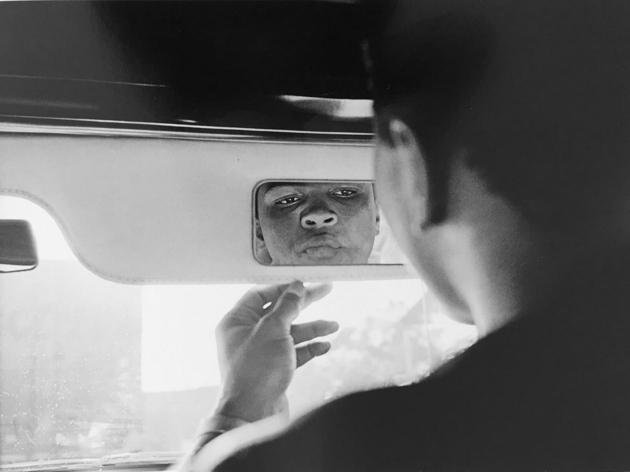 Thomas Hoepker, Ali in car mirror, Chicago, 1966