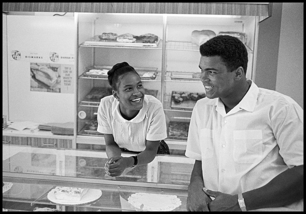 Thomas Hoepker, Ali and Belinda I, Baker's daughter, Chicago, 1966