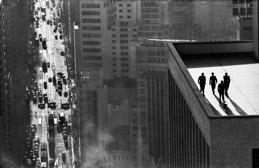 René Burri, Four men on a rooftop, Sao Paolo, Brasil, 1960