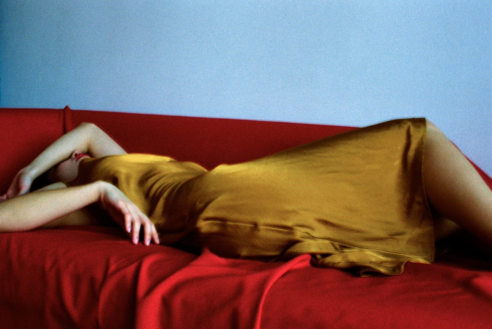 Rala Choi, A Woman lying on the Sofa, 2018