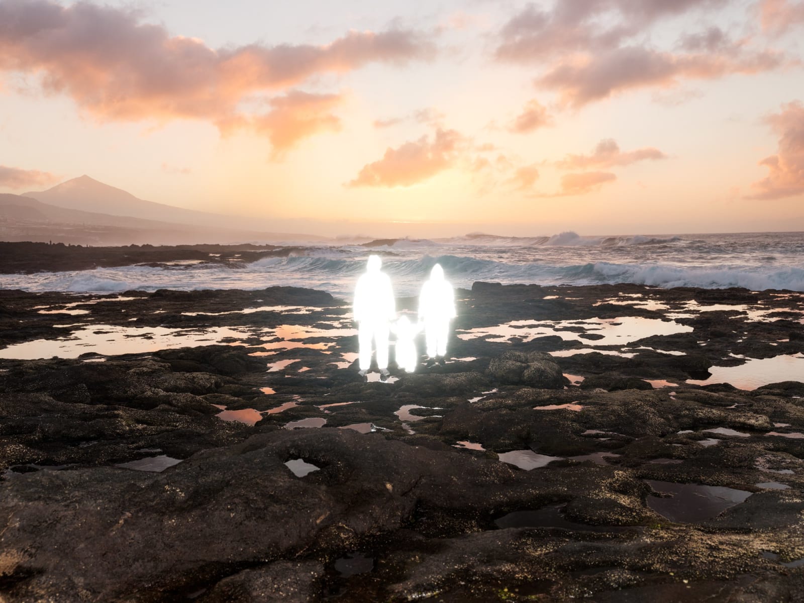 Inka & Niclas, Family Portrait X, 2018