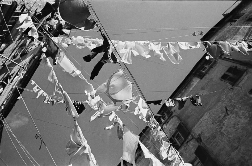 Werner Bischof, Clothlines, City of Genova, Italy, 1946